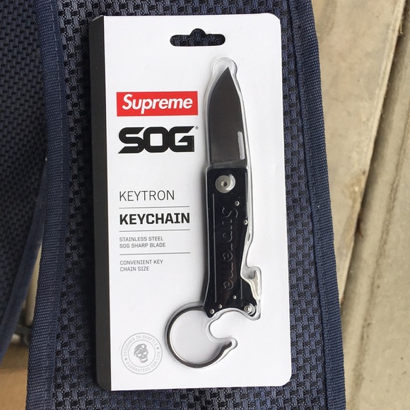 Authentic Supreme SOG Keytron Keychain - Picture 1 of 4